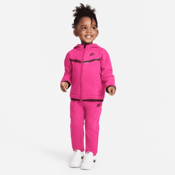 Nike Other - Nike Sportswear Tech Fleece Set includes a full-zip hoodie w/matching pants. 2T